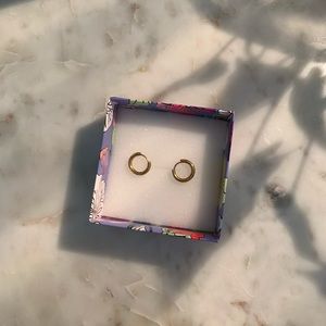 Hey Harper mini hoop earrings